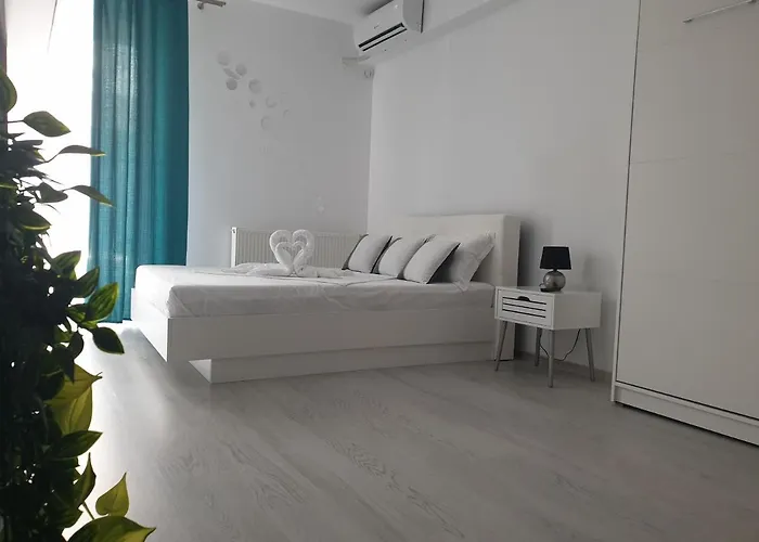 Delux Mamaia Nord Нэводари